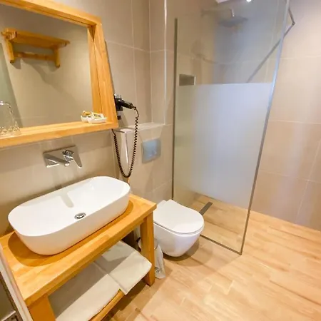 Eleni's Sea View Adults Only Apartment Pefkochori